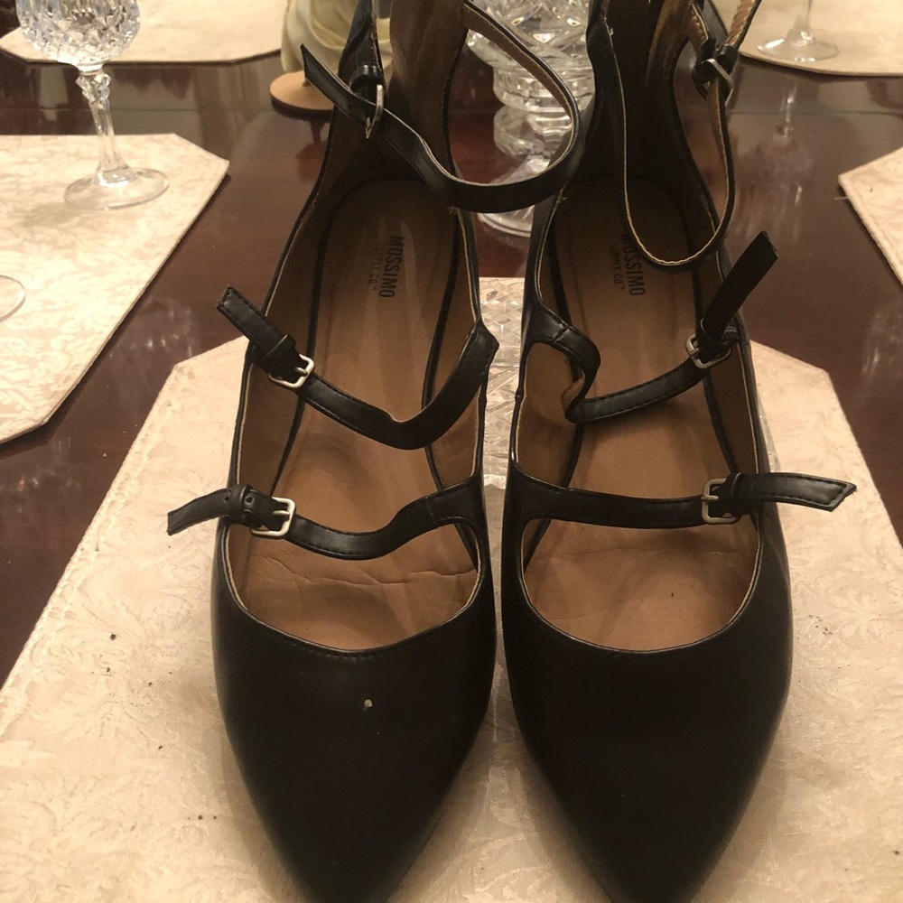 MOSSIMO FLATS